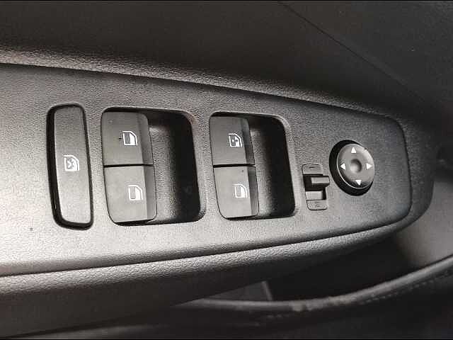 Hyundai  I10 PE MY25 5P 1.0 MT CONNECTLINE