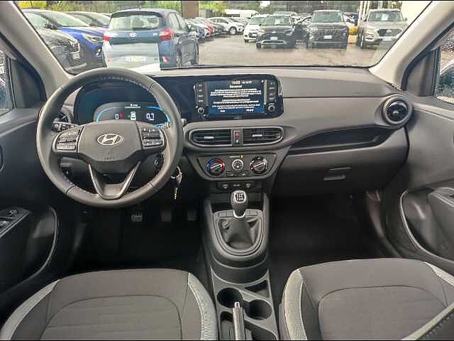 Hyundai  I10 PE MY25 5P 1.0 MT CONNECTLINE