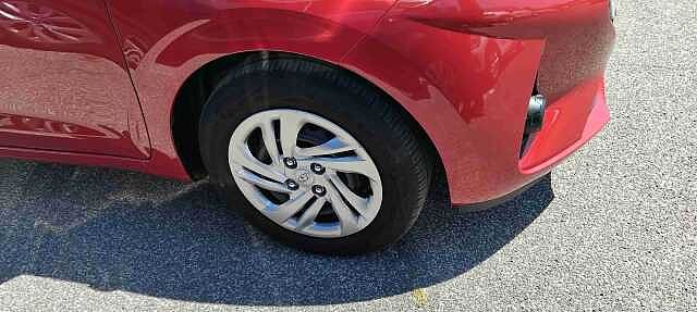 Hyundai i10 i10 1.0 mpi Advanced