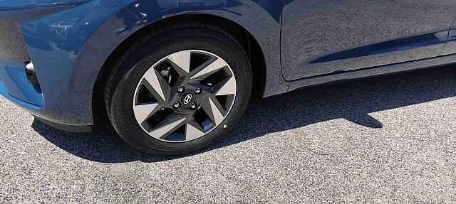 Hyundai  I10 PE MY25 5P 1.0 MT CONNECTLINE