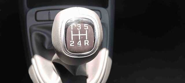 Hyundai  I10 PE MY25 5P 1.0 MT CONNECTLINE