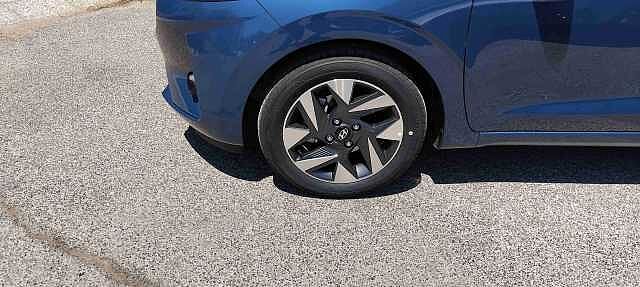Hyundai  I10 PE MY25 5P 1.0 MT CONNECTLINE