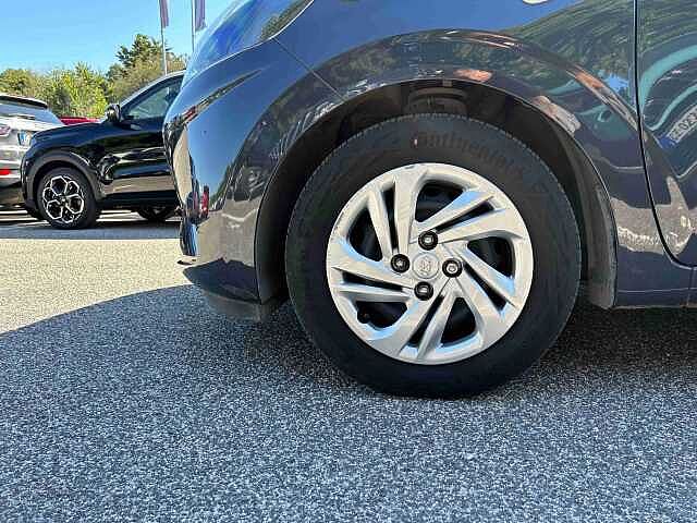 Hyundai i10 i10 1.0 mpi Tech Connect Pack
