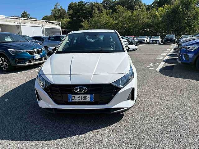 Hyundai i20 i20 1.2 Connectline Exterior Pack Gpl