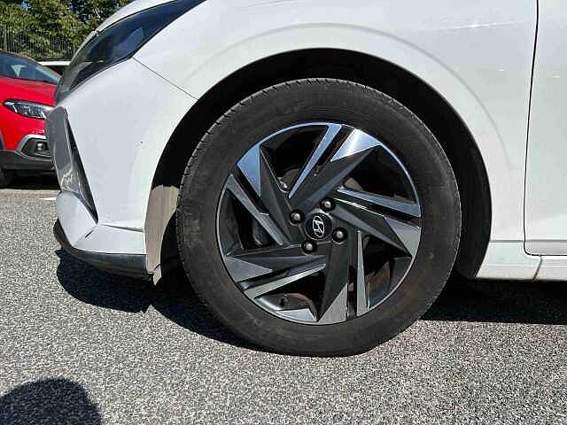 Hyundai i20 i20 1.2 Connectline Exterior Pack Gpl