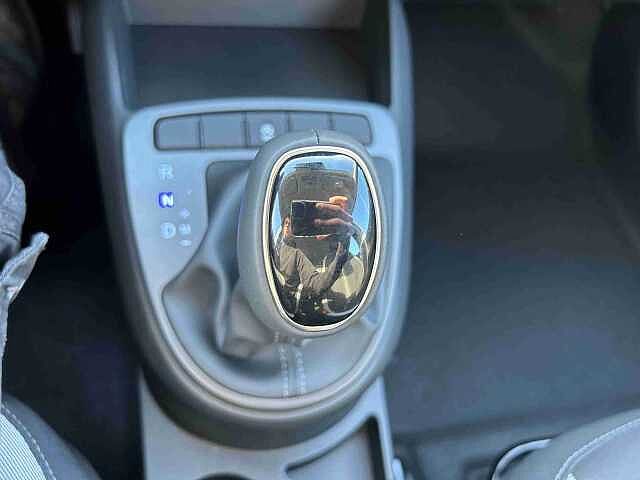 Hyundai i10 i10 1.0 mpi Connectline 63cv auto