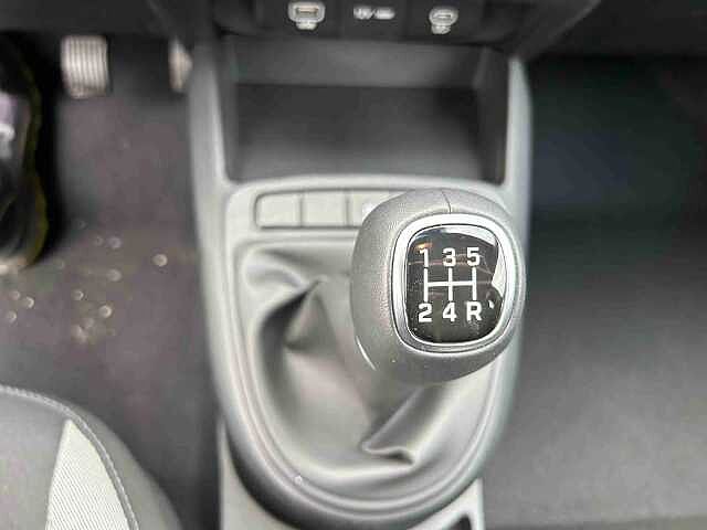 Hyundai i10 i10 1.0 mpi Connectline 63cv