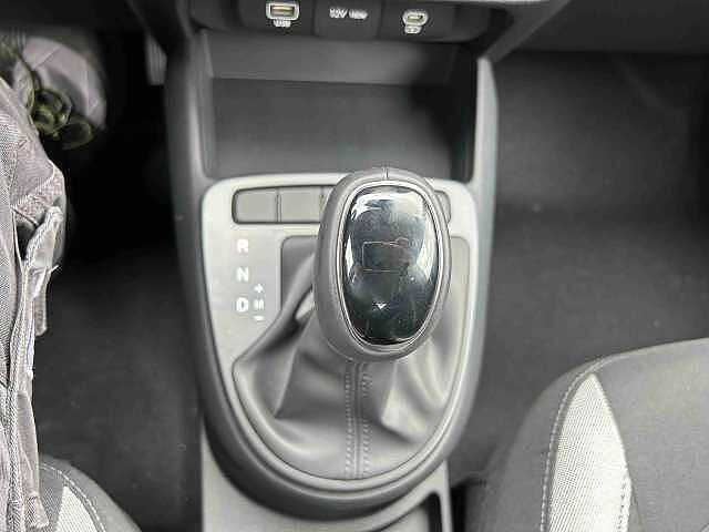 Hyundai i10 i10 1.0 mpi Connectline 63cv auto