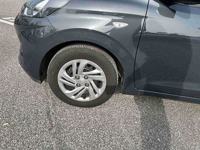 Hyundai i10 i10 1.0 mpi Tech