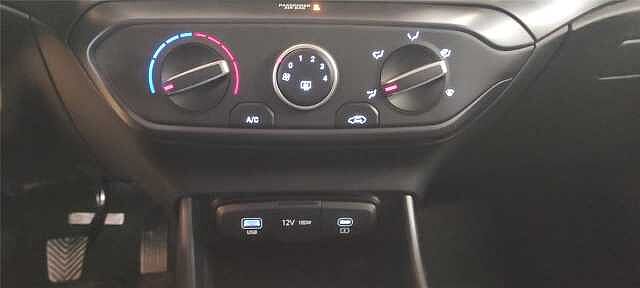 Hyundai i20 i20 1.2 MPI MT Connectline