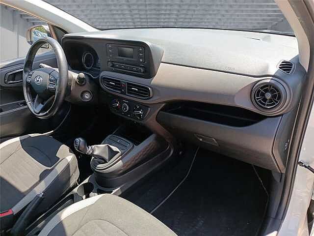 Hyundai i10 i10 1.0 MPI Tech