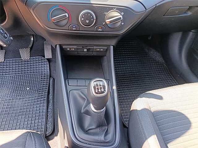 Hyundai i20 i20 1.2 MPI MT TechLine