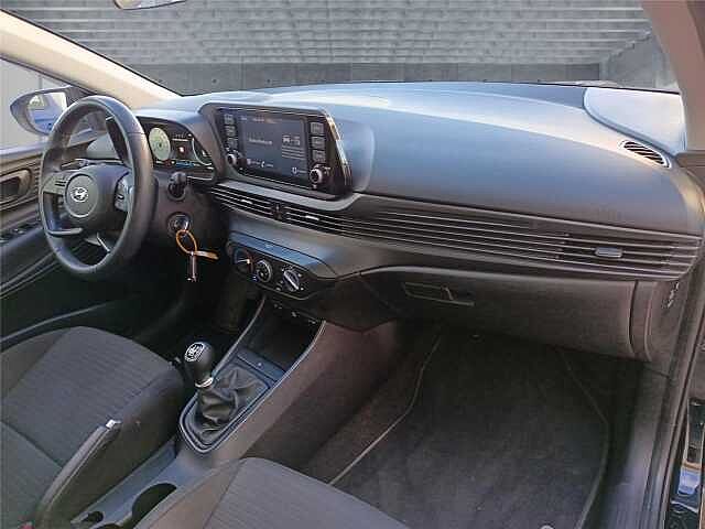 Hyundai i20 i20 1.2 MPI MT ConnectLine