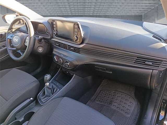 Hyundai i20 i20 1.2 MPI MT ConnectLine