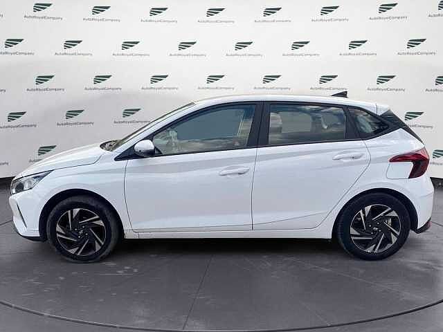 Hyundai i20 1.2 MPI MT ConnectLine