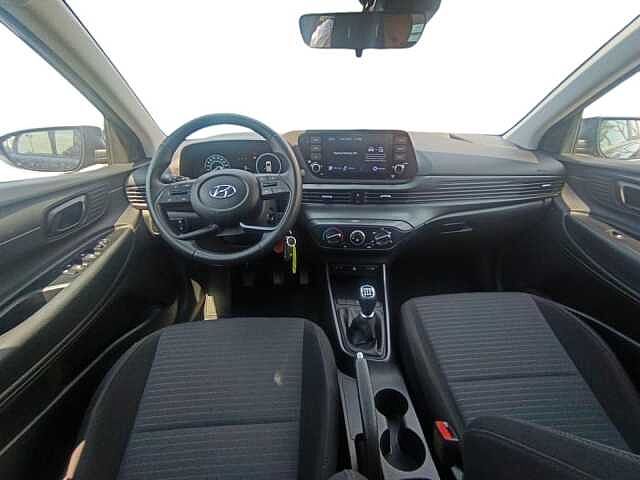 Hyundai i20 1.2 MPI MT ConnectLine