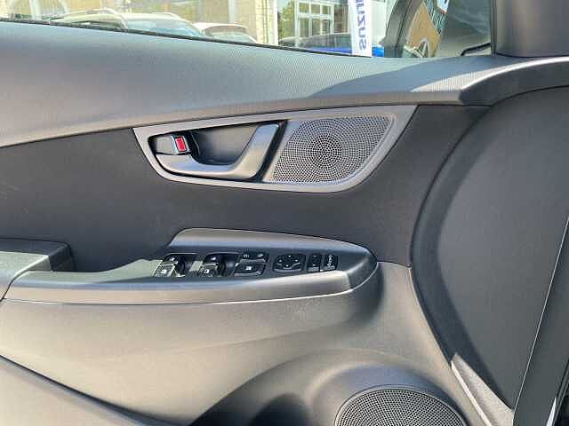 Hyundai KONA 1.0 T-GDI Hybrid 48V iMT NLine+