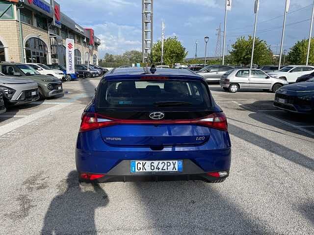 Hyundai i20 1.2 MPI MT Connectline