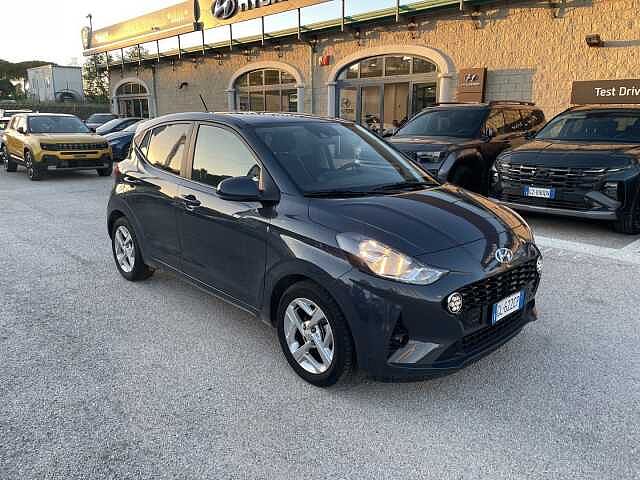 Hyundai i10 1.0 MPI AT Tech