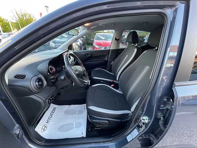 Hyundai i10 1.0 MPI AT Tech
