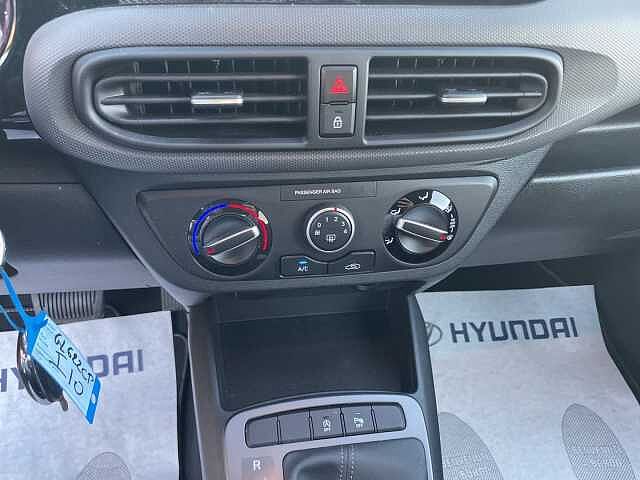 Hyundai i10 1.0 MPI AT Tech