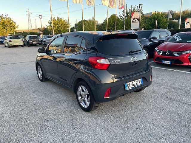 Hyundai i10 1.0 MPI AT Tech