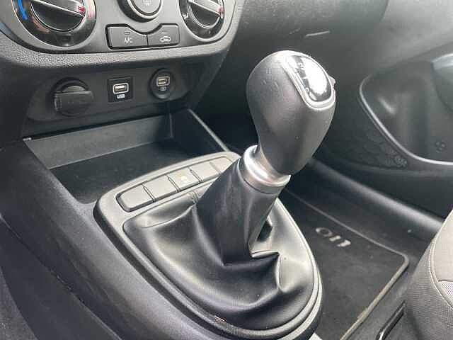 Hyundai i10 1.0 MPI Tech Connect Pack