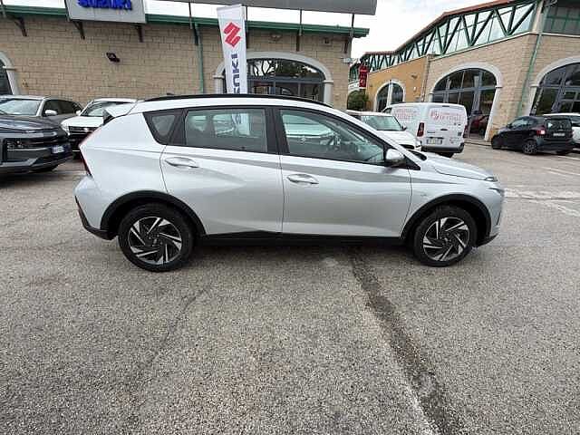 Hyundai BAYON 1.0 T-GDI 48V 100cv Xline-LED PACK