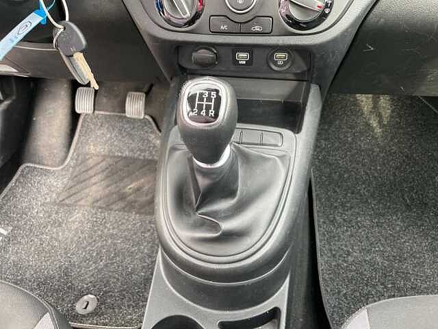 Hyundai i10 1.0 MPI Tech