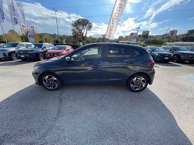 Hyundai i20 1.2 MPI MT Connectline