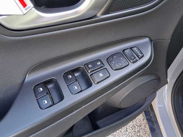 Hyundai KONA HEV 1.6 DCT XClass