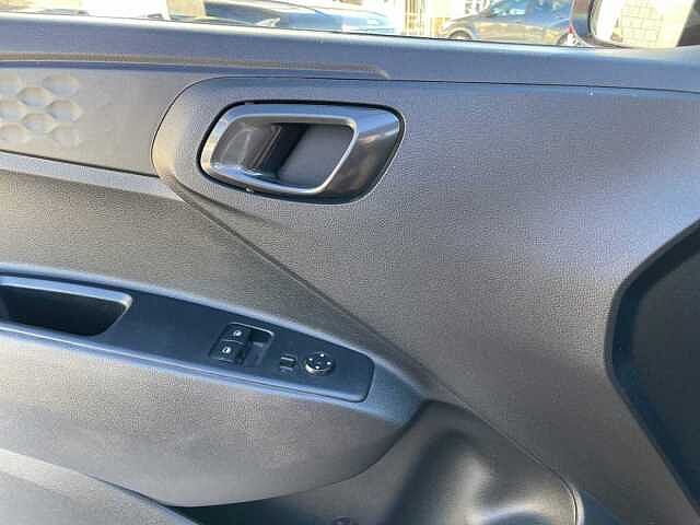 Hyundai i10 1.0 MPI AT Tech