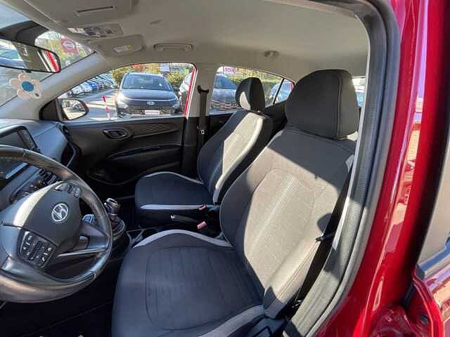 Hyundai i10 1.0 MPI AT Tech