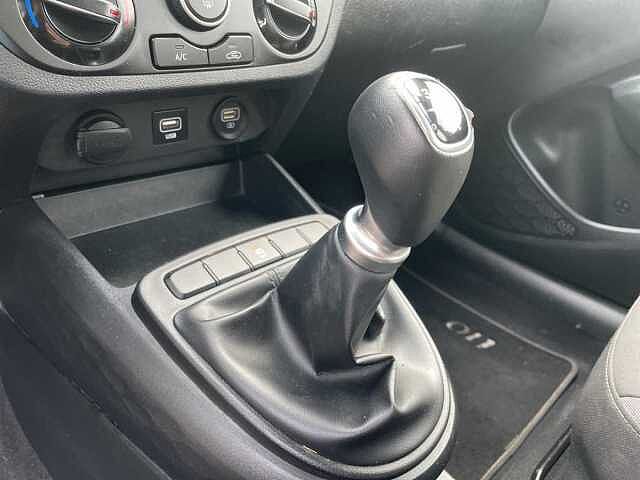 Hyundai i10 1.0 MPI Tech Connect Pack