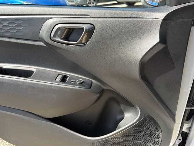 Hyundai i10 1.0 MPI Connectline-NAVI PACK- KM. 18.788