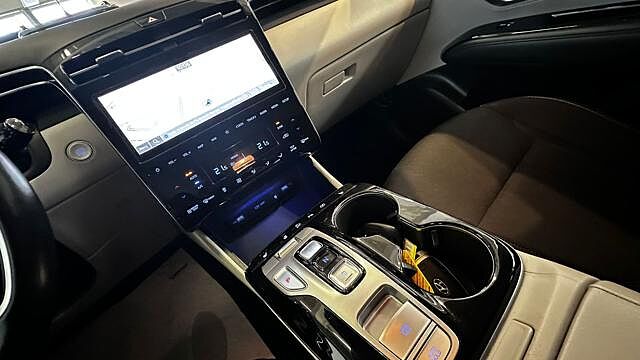 Hyundai TUCSON 1.6 HEV aut. XTech'cerchi 19'