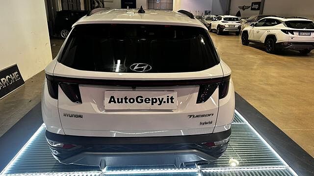 Hyundai TUCSON 1.6 HEV aut. XLine CERCHI 19'