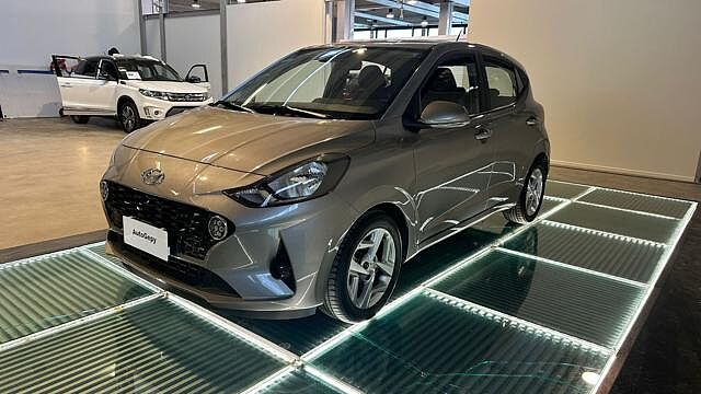 Hyundai i10 1.0 MPI  Tech CONNECT PACK