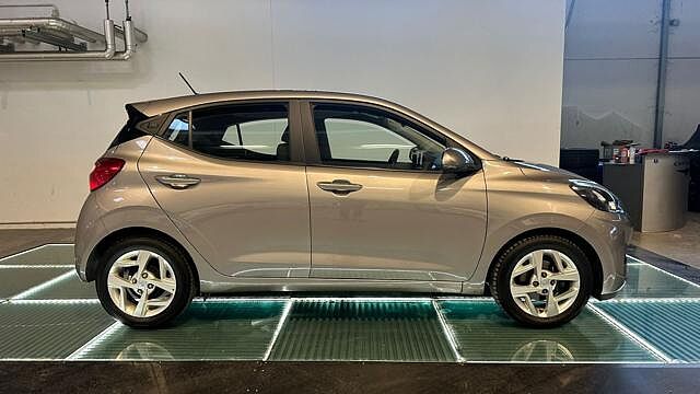 Hyundai i10 1.0 MPI  Tech CONNECT PACK