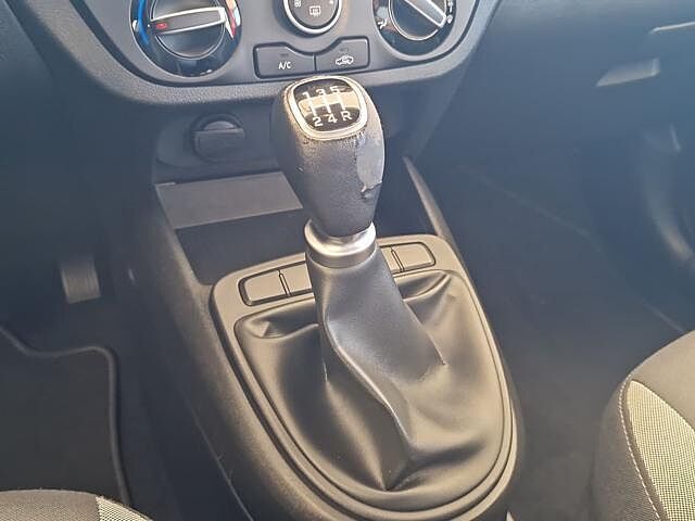 Hyundai i10 1.0 MPI AT Tech