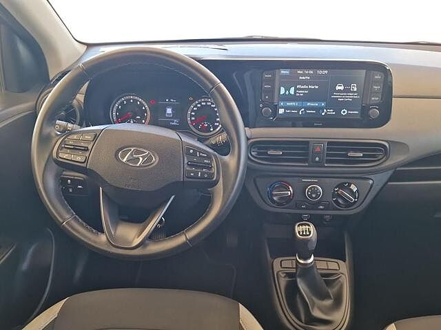 Hyundai i10 1.0 MPI AT Tech