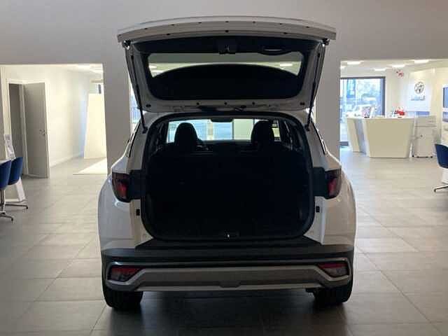 Hyundai TUCSON 1.6 TGDI 48V MT Business