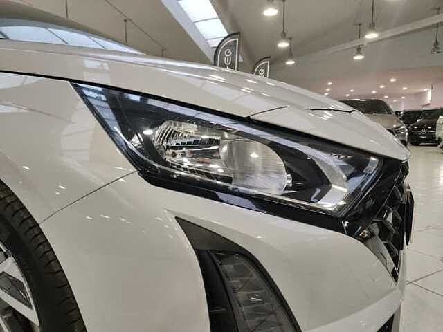 Hyundai i20 1.0 T-GDI 48V CONNECTLINE IMT