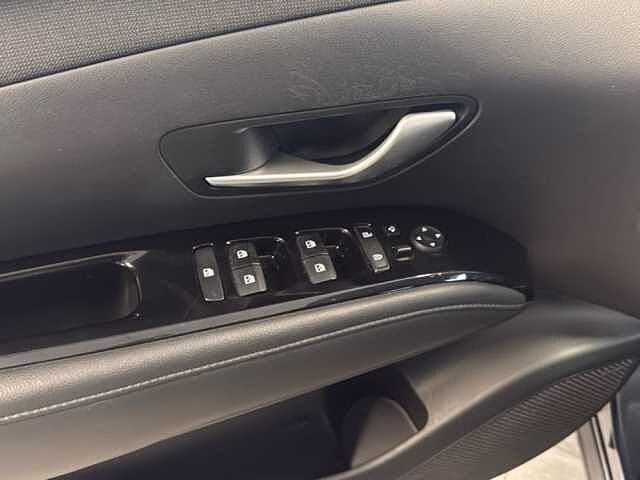 Hyundai TUCSON 1.6 HEV EXELLENCE 2WD AUTO