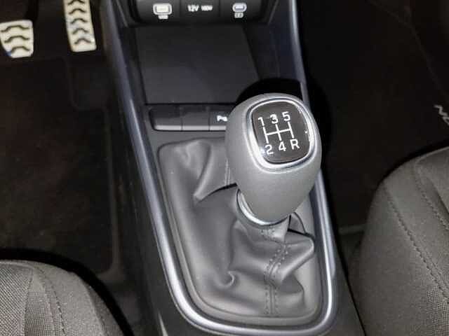 Hyundai BAYON 1.2 MPI XLINE MT