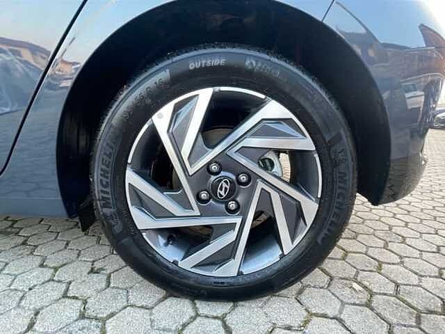 Hyundai i20 1.0 T-GDI 48V CONNECTLINE IMT