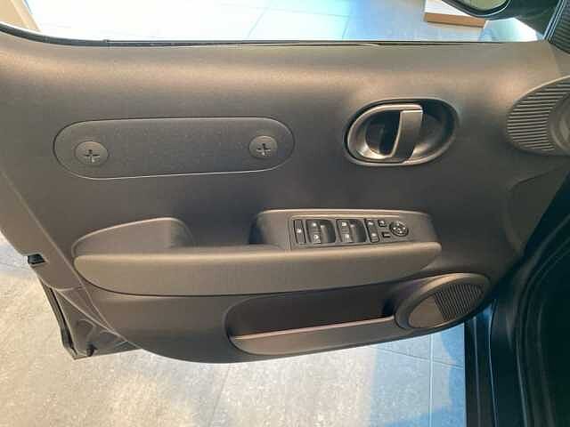 Hyundai INSTER 49kWh XClass (TP, AP)