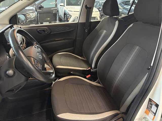 Hyundai i10 1.0 MPI TECH CONNECT PACK AT