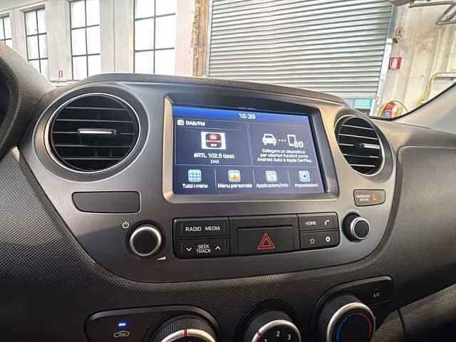 Hyundai i10 1.0 PRIME NAVI