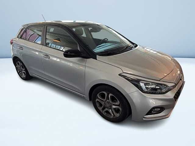 Hyundai i20 5P 1.2 MPI DUALCOLOR 84CV